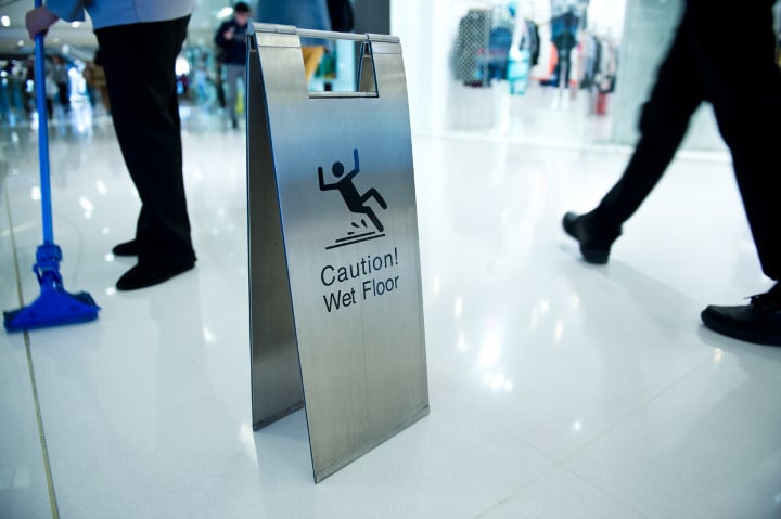 shopping center mall commercial cleaning professional janitorial services los angeles
